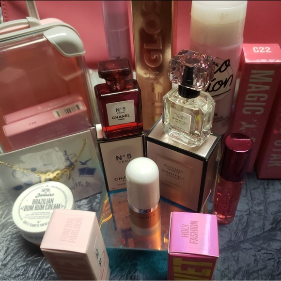 Breast Cancer Fund Raiser Raffle for @bellabugs41 - Picture 11 of 16